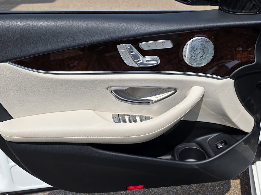 Thumbnail: 2023 Mercedes-Benz E-Class - 21