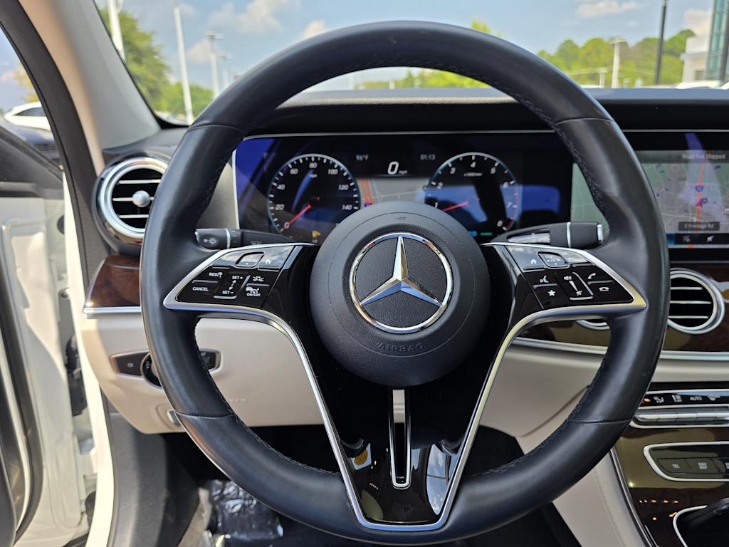 Thumbnail: 2023 Mercedes-Benz E-Class - 7