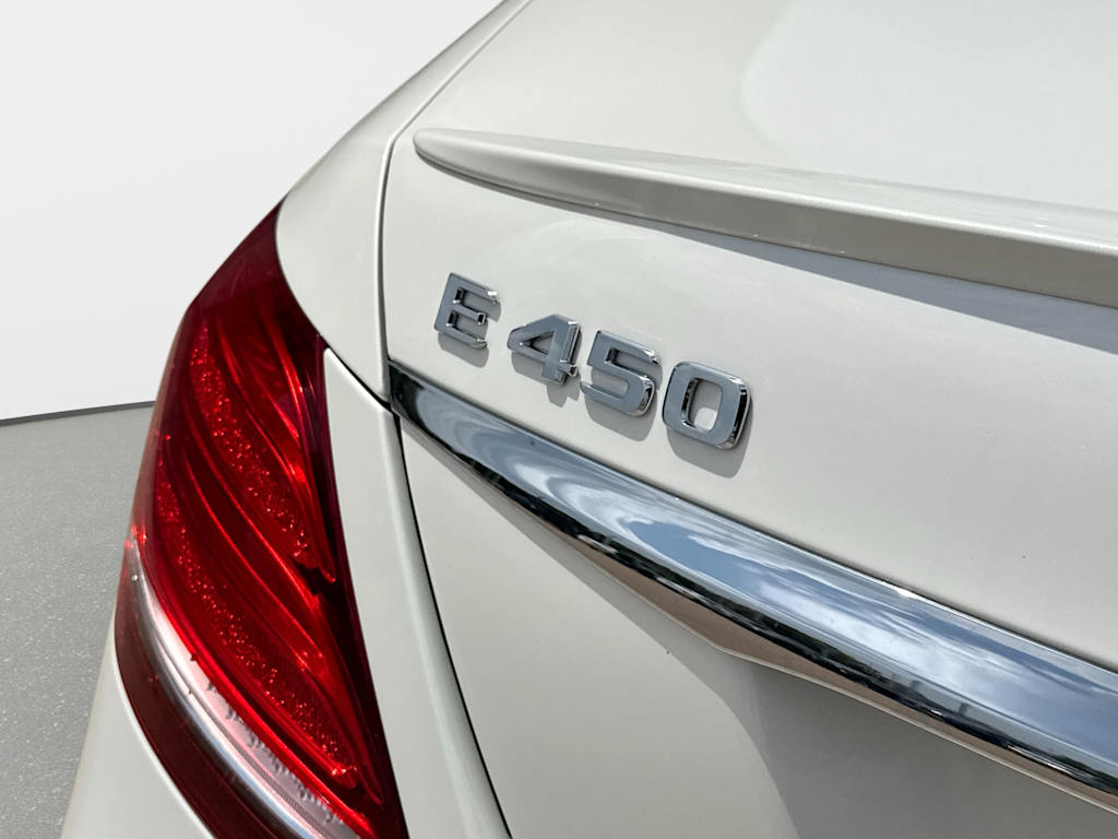 Thumbnail: 2020 Mercedes-Benz E-Class - 7