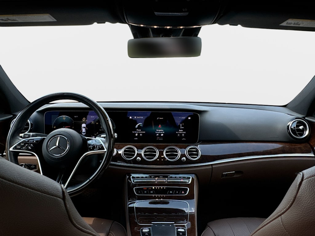 Thumbnail: 2022 Mercedes-Benz E-Class - 2
