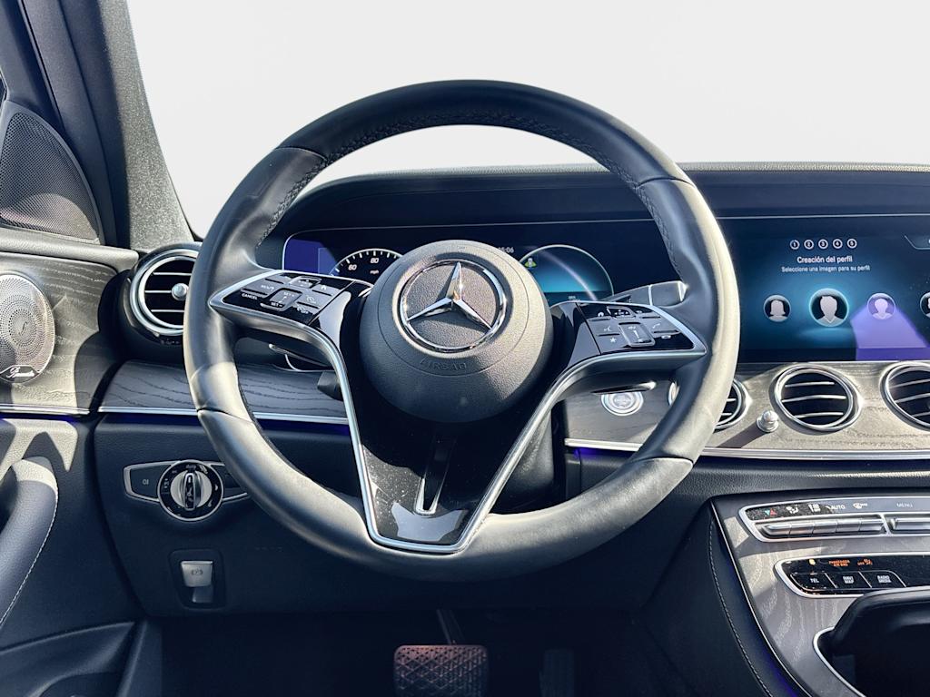 Thumbnail: 2023 Mercedes-Benz E-Class - 10
