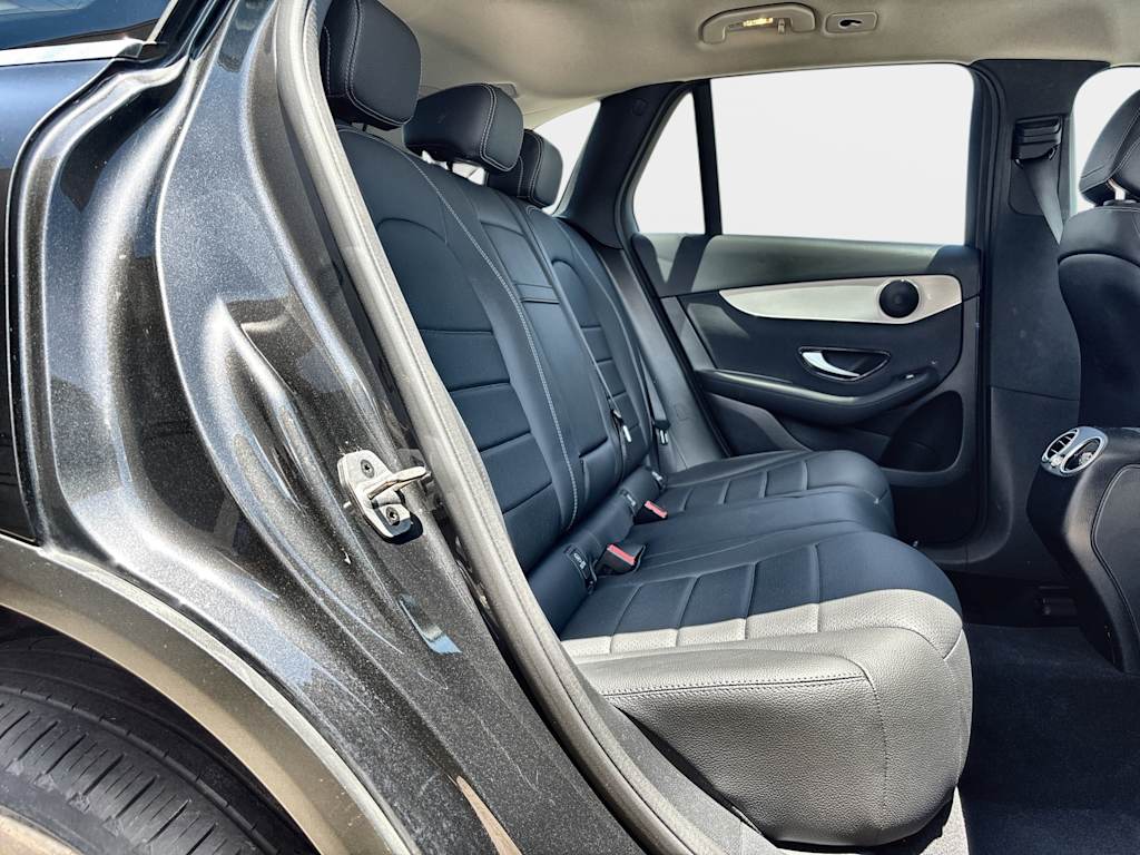 Thumbnail: 2022 Mercedes-Benz GLC - 26