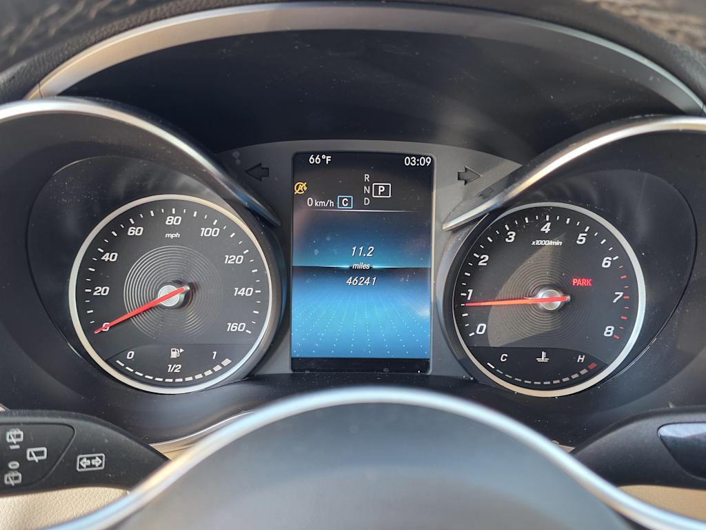 Thumbnail: 2022 Mercedes-Benz GLC - 12