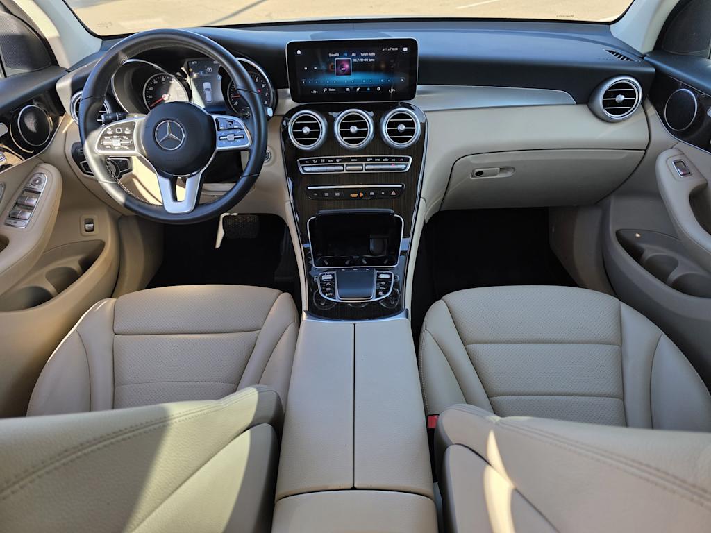 Thumbnail: 2022 Mercedes-Benz GLC - 2