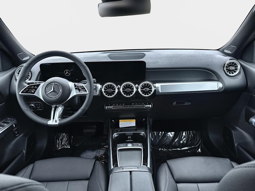 Thumbnail: 2026 Mercedes-Benz GLB - 2