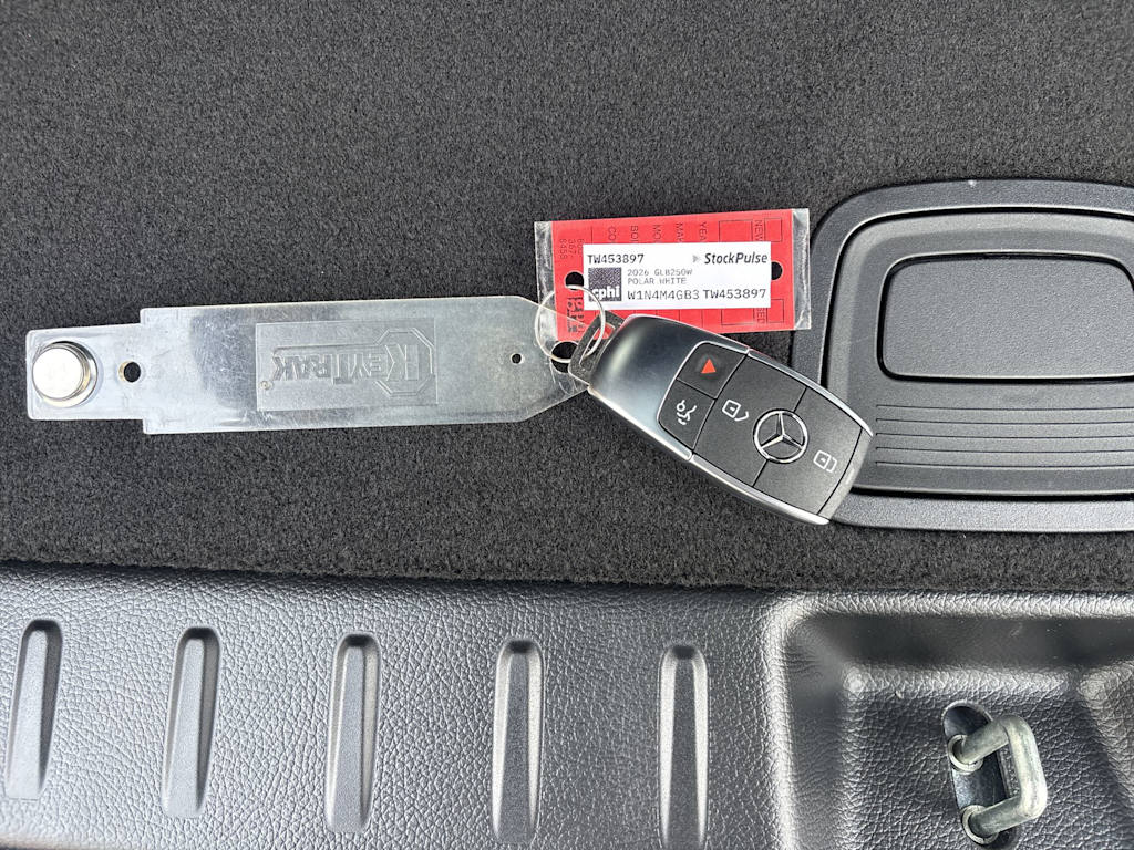 Thumbnail: 2026 Mercedes-Benz GLB - 27