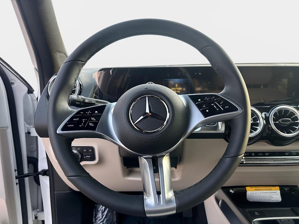 Thumbnail: 2026 Mercedes-Benz GLB - 10