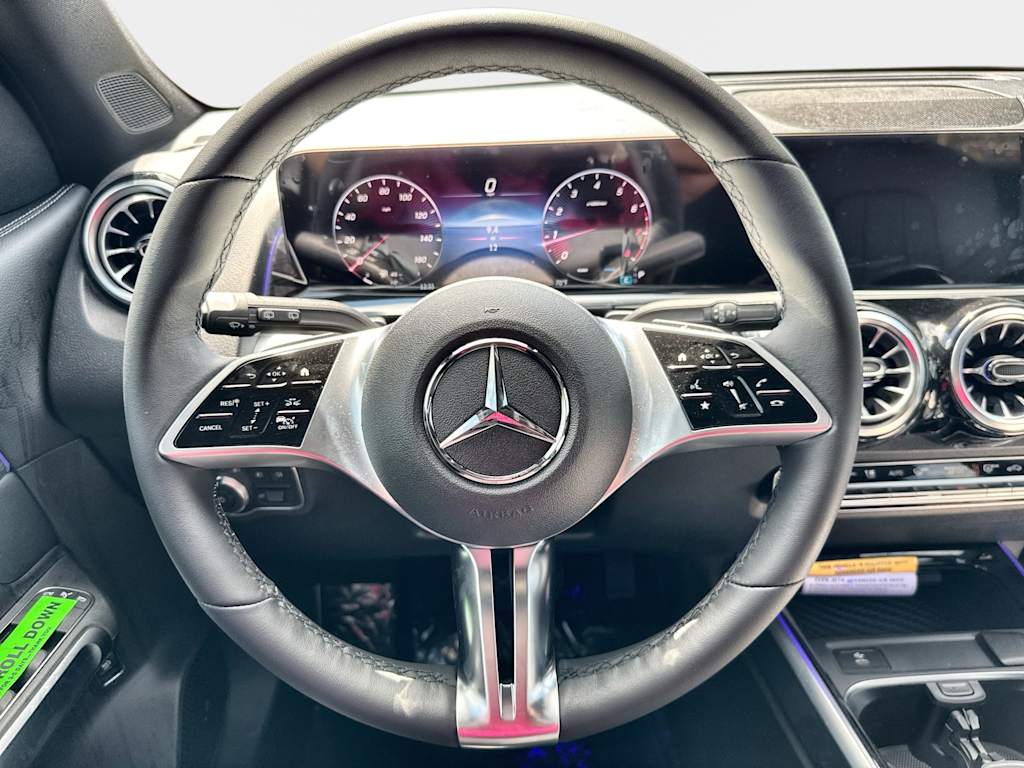 Thumbnail: 2026 Mercedes-Benz GLB - 10