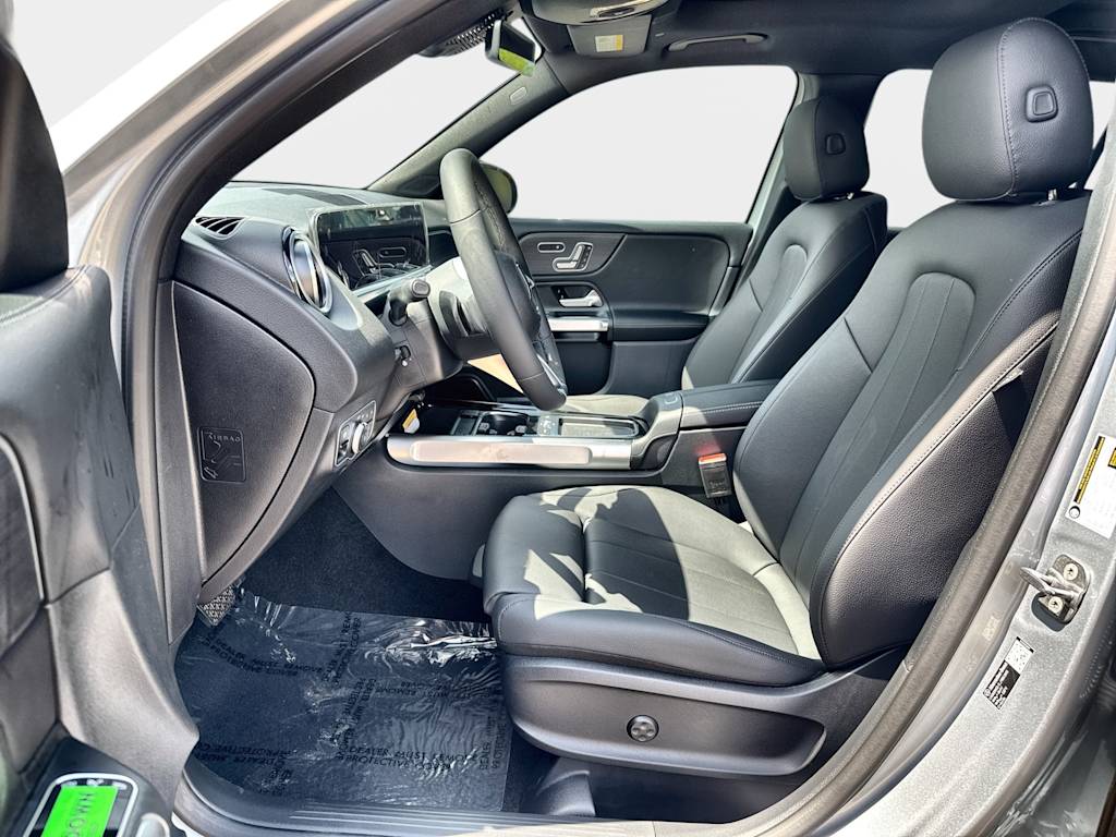 Thumbnail: 2026 Mercedes-Benz GLB - 11