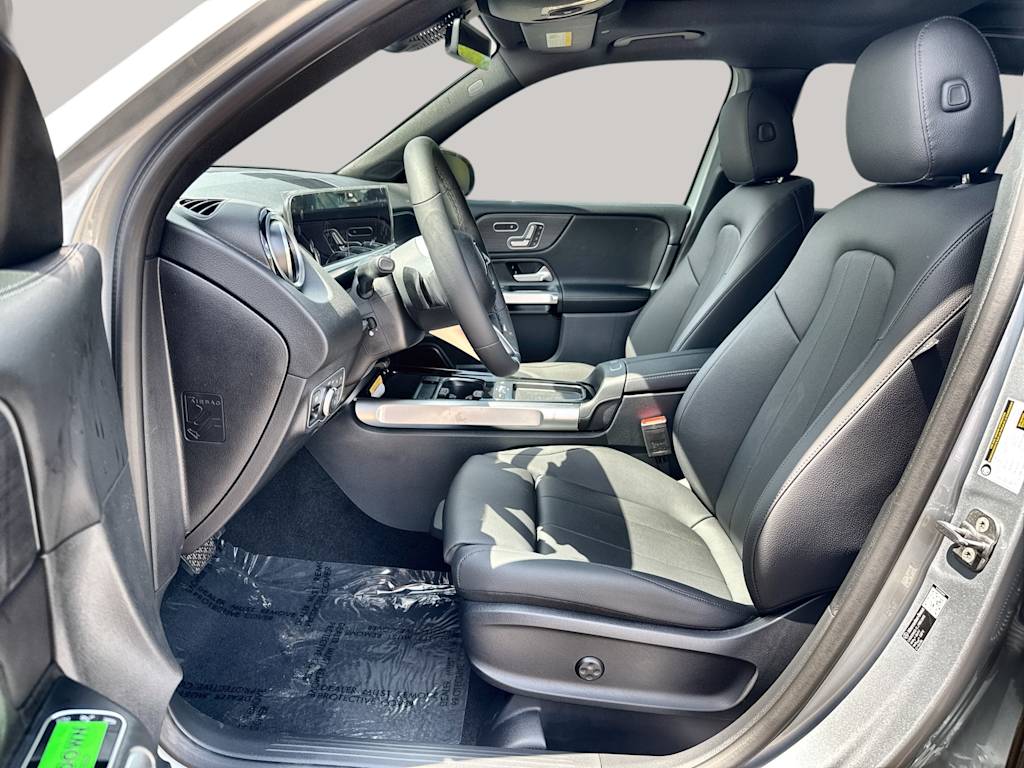 Thumbnail: 2026 Mercedes-Benz GLB - 11
