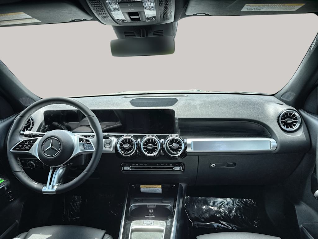 Thumbnail: 2026 Mercedes-Benz GLB - 2