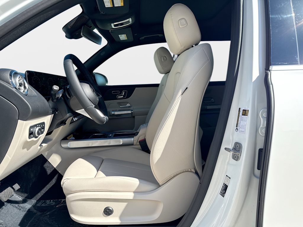Thumbnail: 2026 Mercedes-Benz GLB - 11