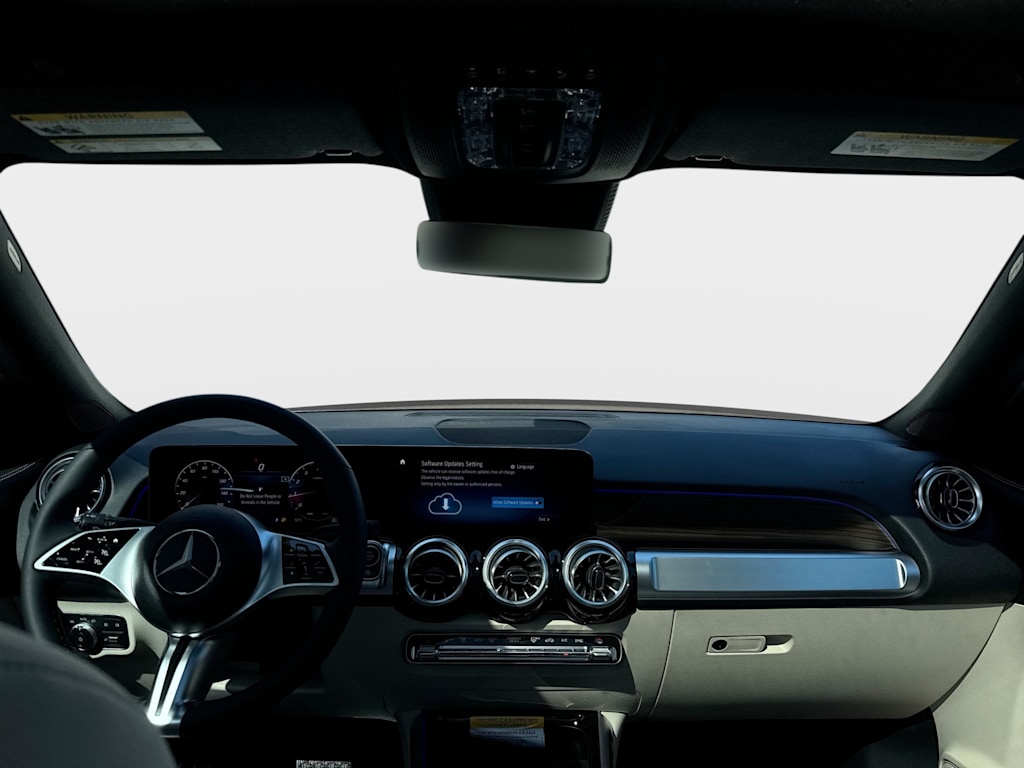 Thumbnail: 2026 Mercedes-Benz GLB - 2