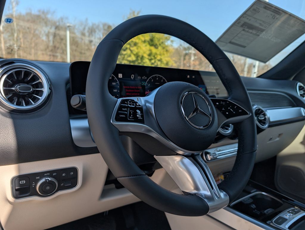 Thumbnail: 2026 Mercedes-Benz GLB - 7