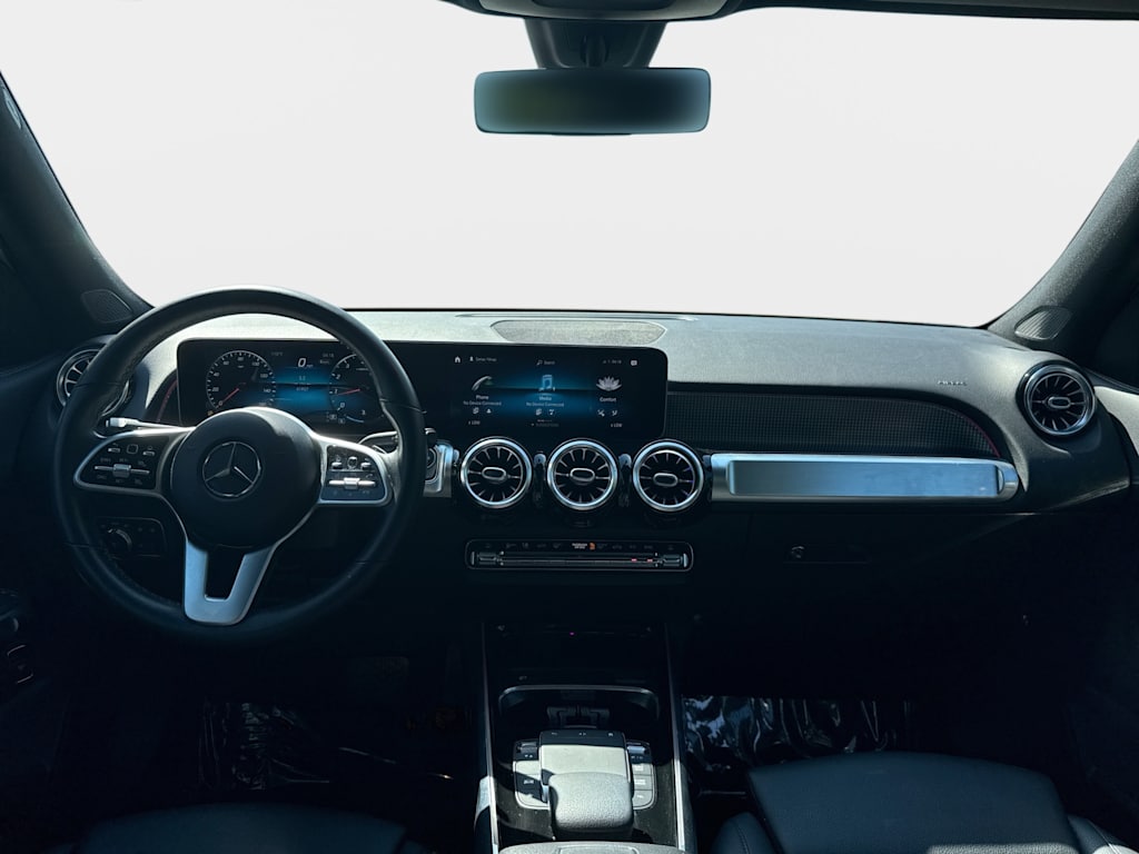 Thumbnail: 2021 Mercedes-Benz GLB - 2