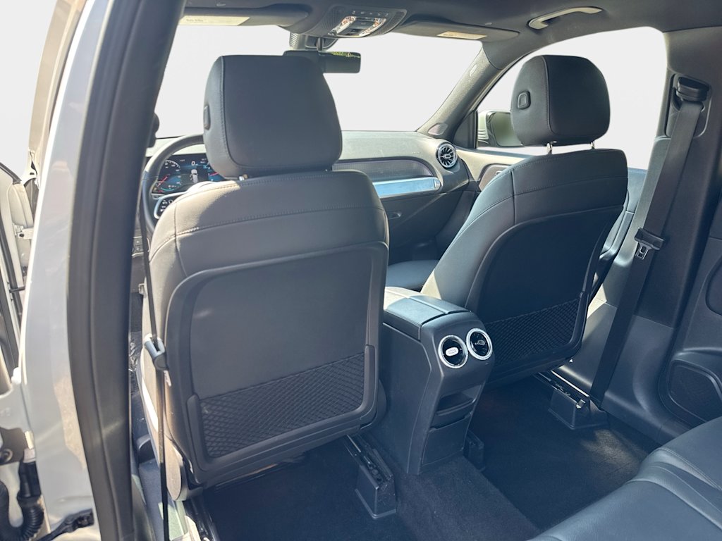 Thumbnail: 2021 Mercedes-Benz GLB - 26