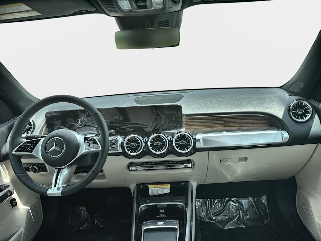 Thumbnail: 2026 Mercedes-Benz GLB - 2