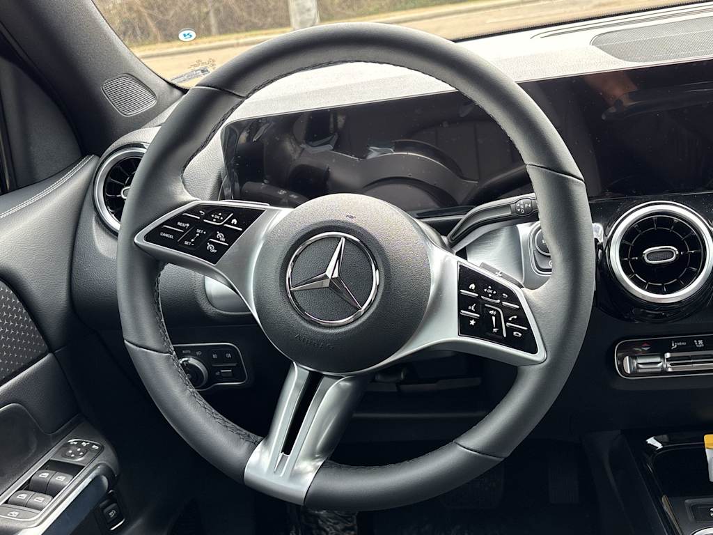 Thumbnail: 2026 Mercedes-Benz GLB - 10