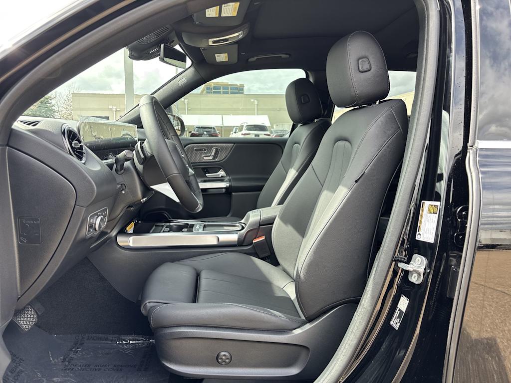 Thumbnail: 2026 Mercedes-Benz GLB - 12