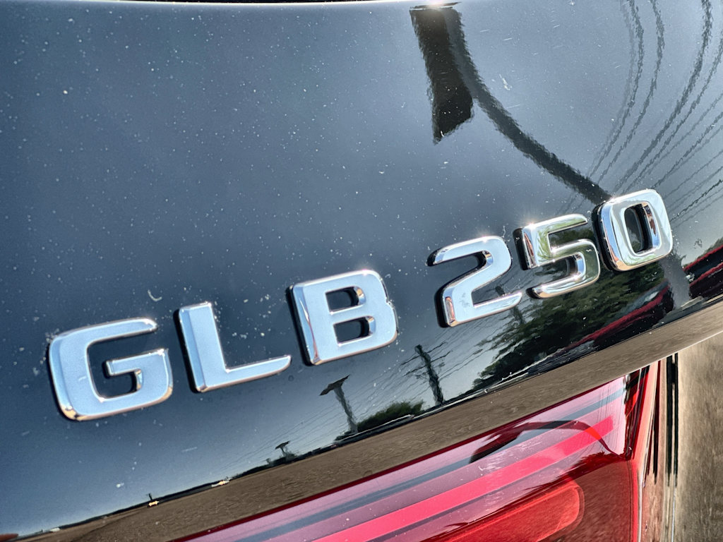 Thumbnail: 2026 Mercedes-Benz GLB - 6