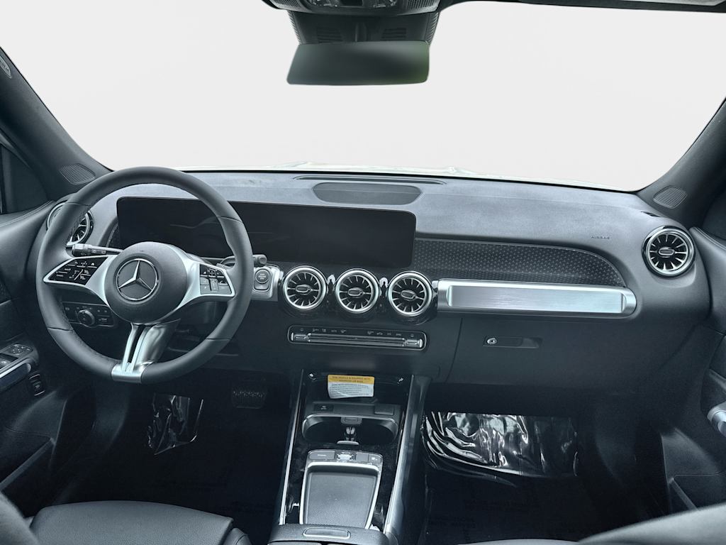 Thumbnail: 2026 Mercedes-Benz GLB - 2