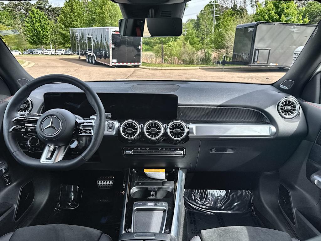 Thumbnail: 2026 Mercedes-Benz GLB - 2