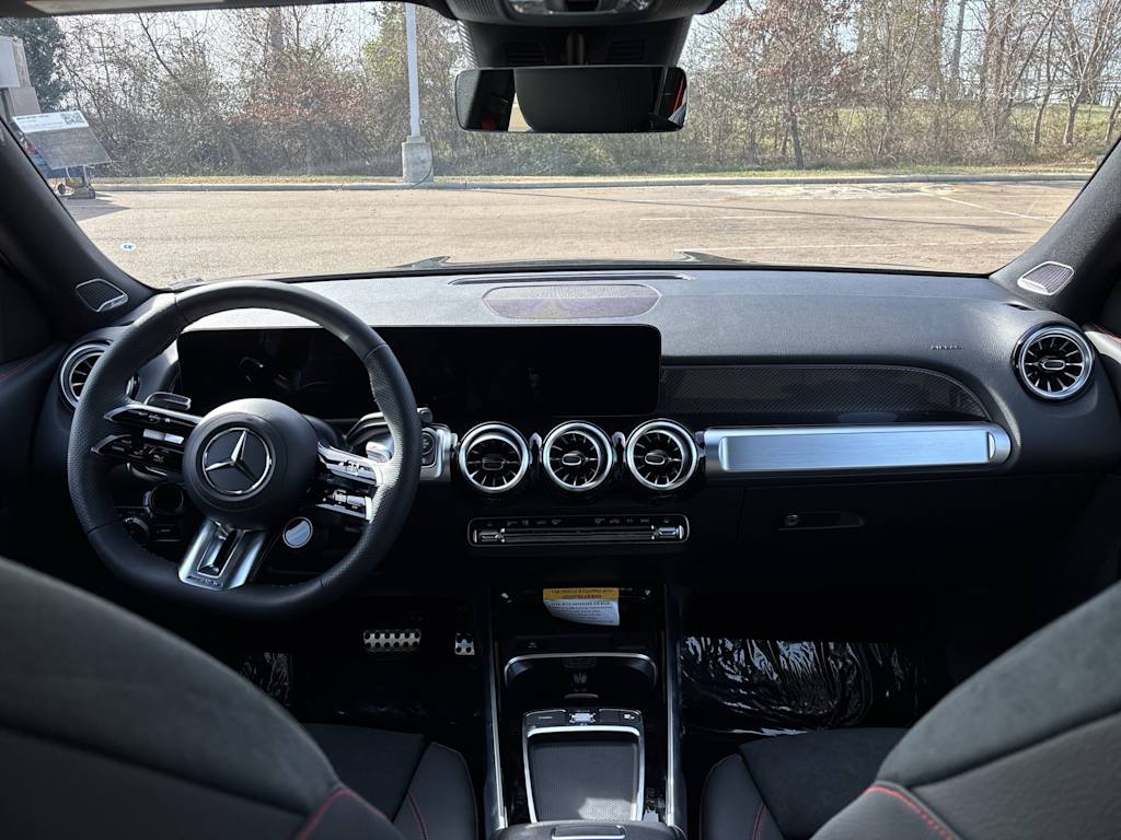 Thumbnail: 2026 Mercedes-Benz GLB - 2