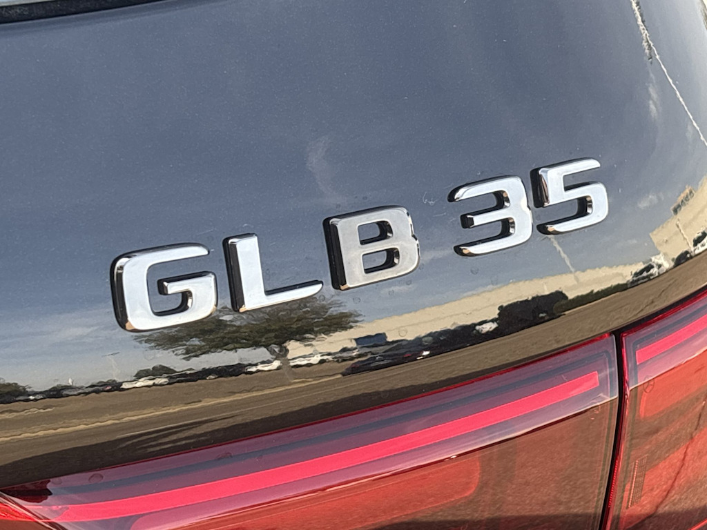 Thumbnail: 2026 Mercedes-Benz GLB - 7