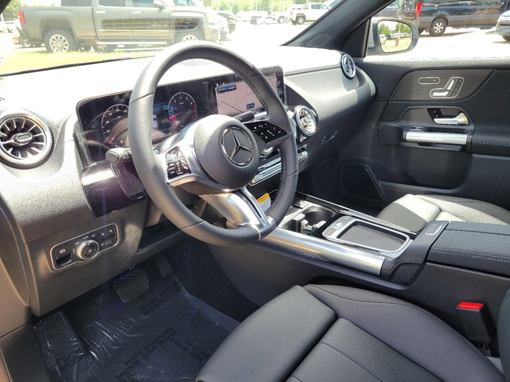 Thumbnail: 2025 Mercedes-Benz GLA - 7