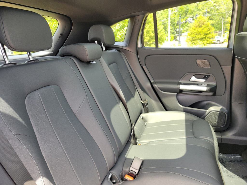 Thumbnail: 2025 Mercedes-Benz GLA - 26