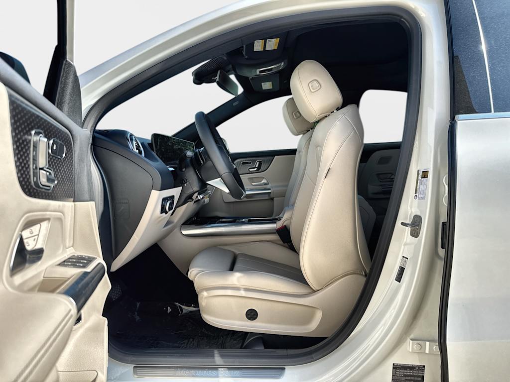 Thumbnail: 2026 Mercedes-Benz GLA - 11