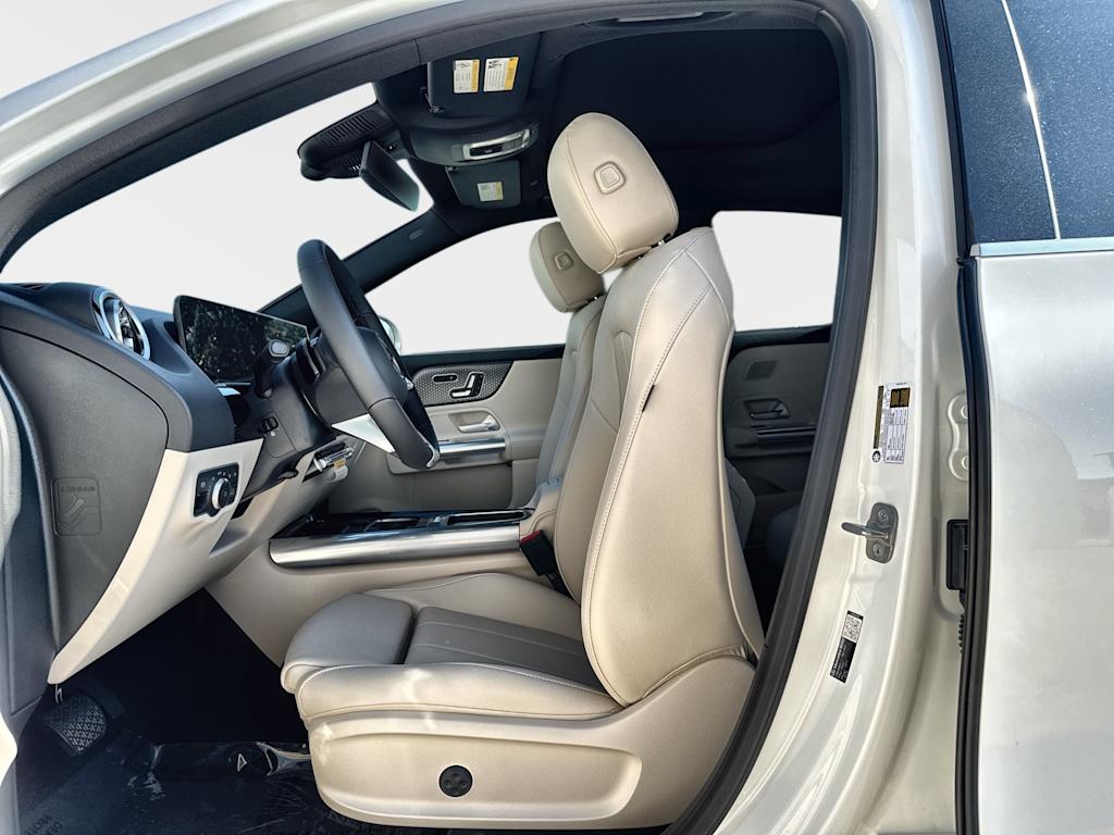 Thumbnail: 2026 Mercedes-Benz GLA - 12
