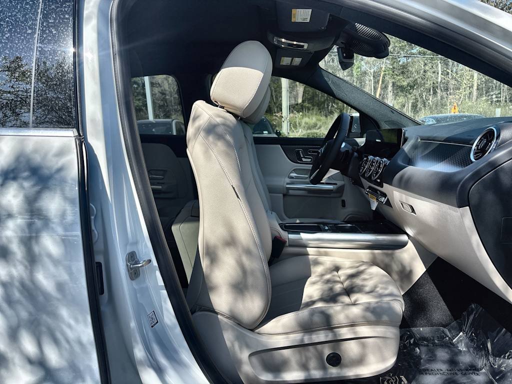 Thumbnail: 2026 Mercedes-Benz GLA - 21