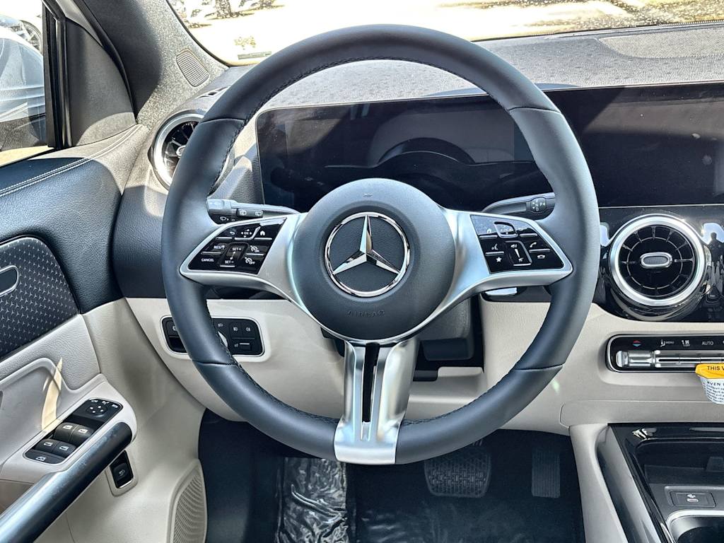 Thumbnail: 2026 Mercedes-Benz GLA - 10