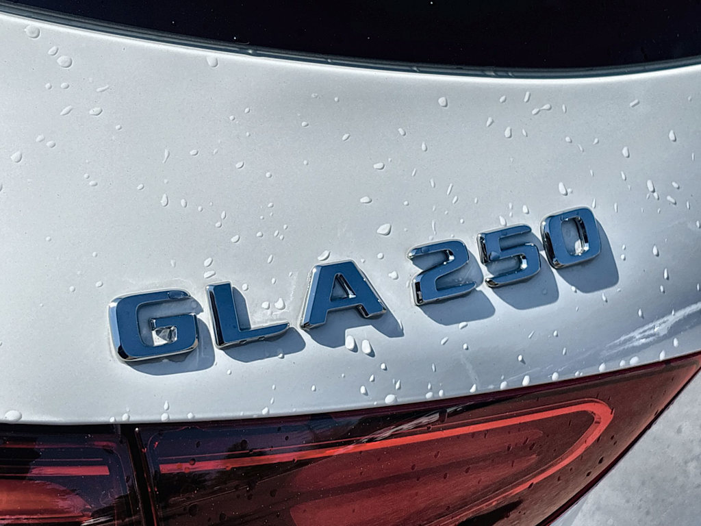 Thumbnail: 2026 Mercedes-Benz GLA - 7