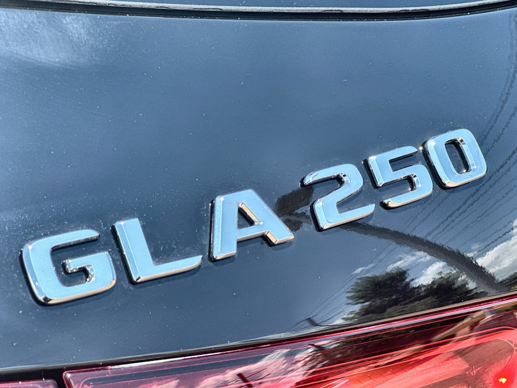 Thumbnail: 2026 Mercedes-Benz GLA - 7