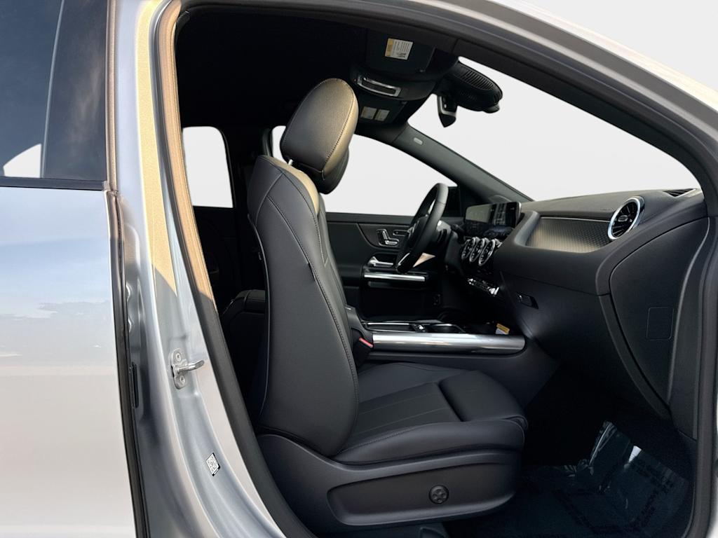 Thumbnail: 2026 Mercedes-Benz GLA - 23
