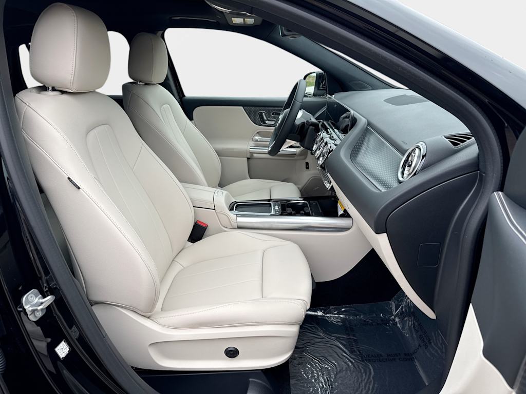 Thumbnail: 2026 Mercedes-Benz GLA - 27