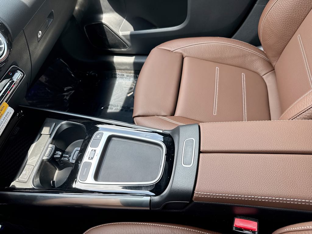 Thumbnail: 2026 Mercedes-Benz GLA - 15