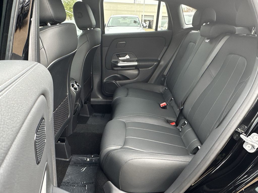 Thumbnail: 2026 Mercedes-Benz GLA - 25