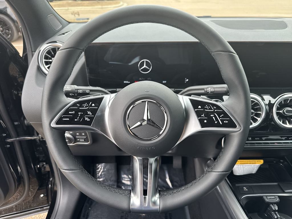 Thumbnail: 2026 Mercedes-Benz GLA - 10