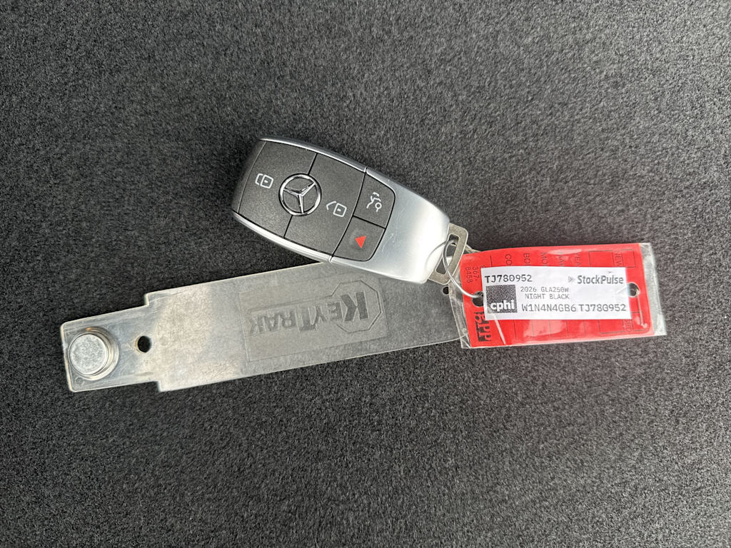 Thumbnail: 2026 Mercedes-Benz GLA - 18