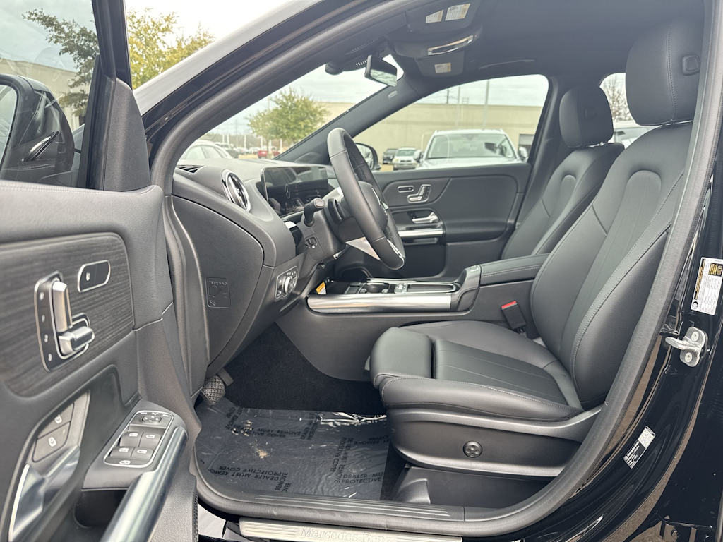 Thumbnail: 2026 Mercedes-Benz GLA - 11