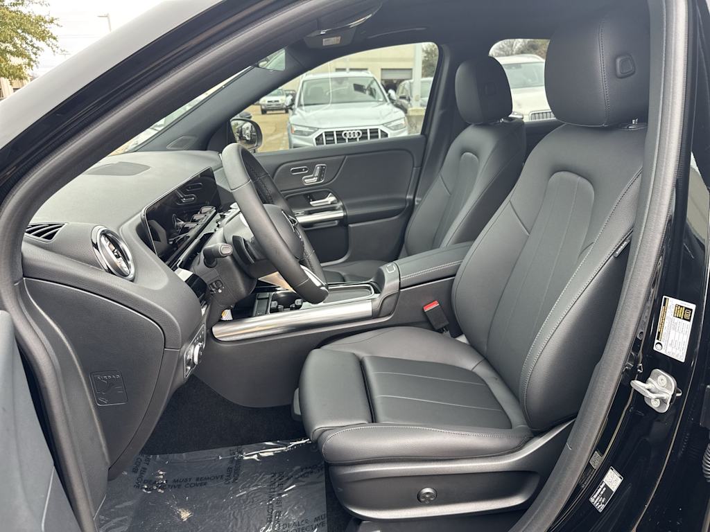 Thumbnail: 2026 Mercedes-Benz GLA - 12