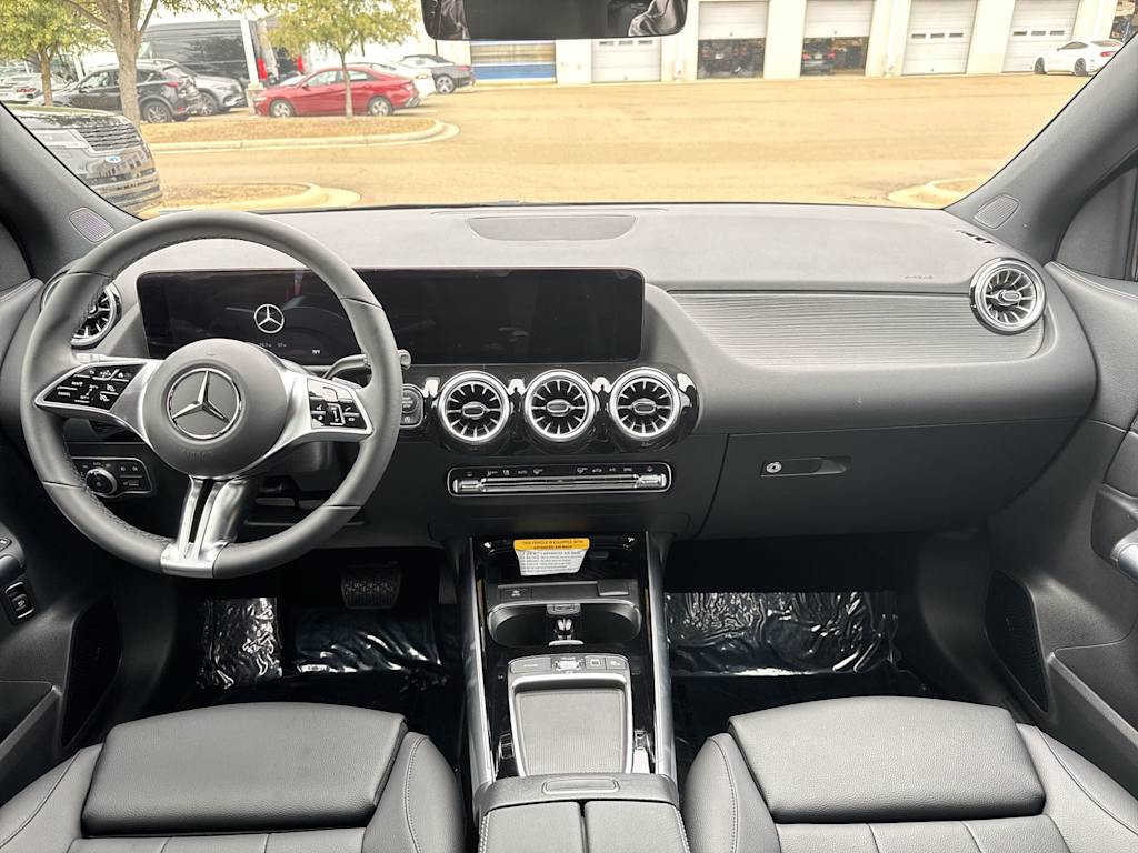 Thumbnail: 2026 Mercedes-Benz GLA - 2