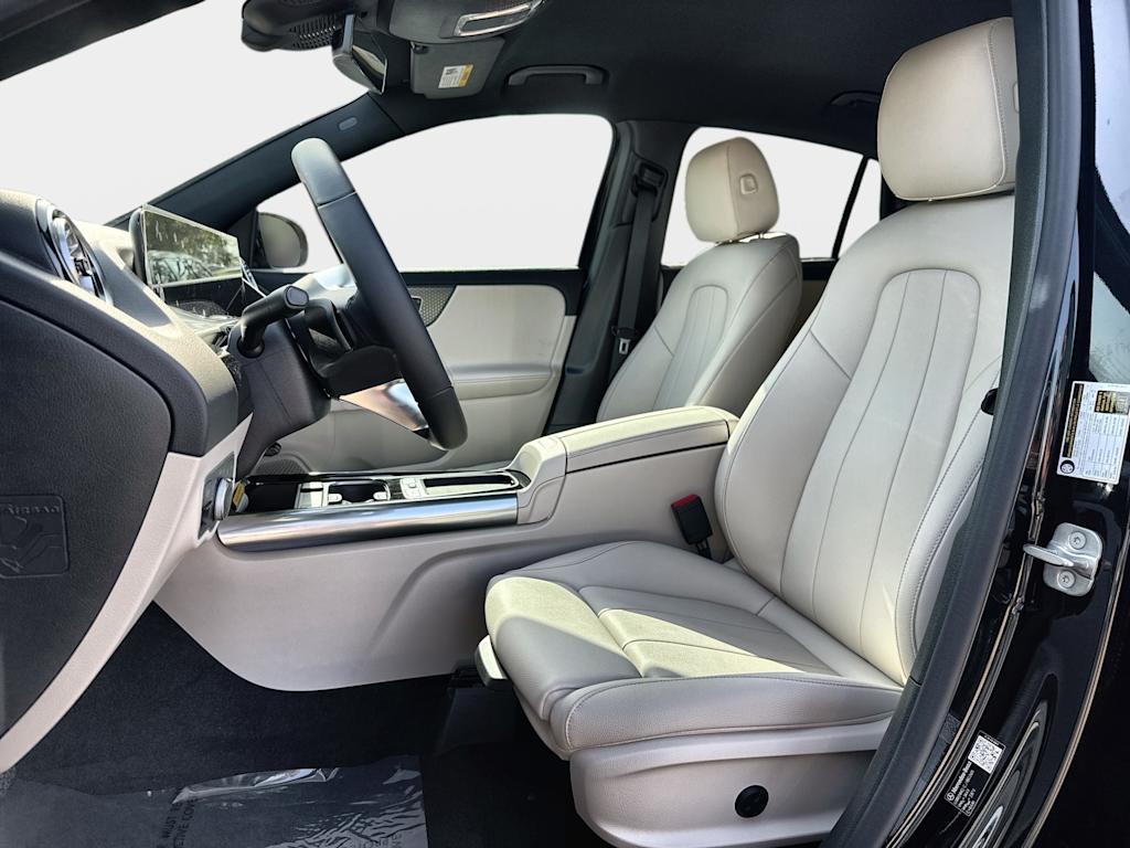 Thumbnail: 2026 Mercedes-Benz GLA - 12