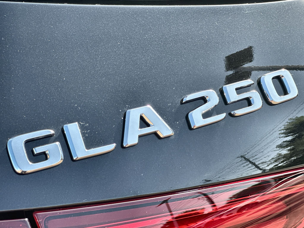 Thumbnail: 2026 Mercedes-Benz GLA - 7