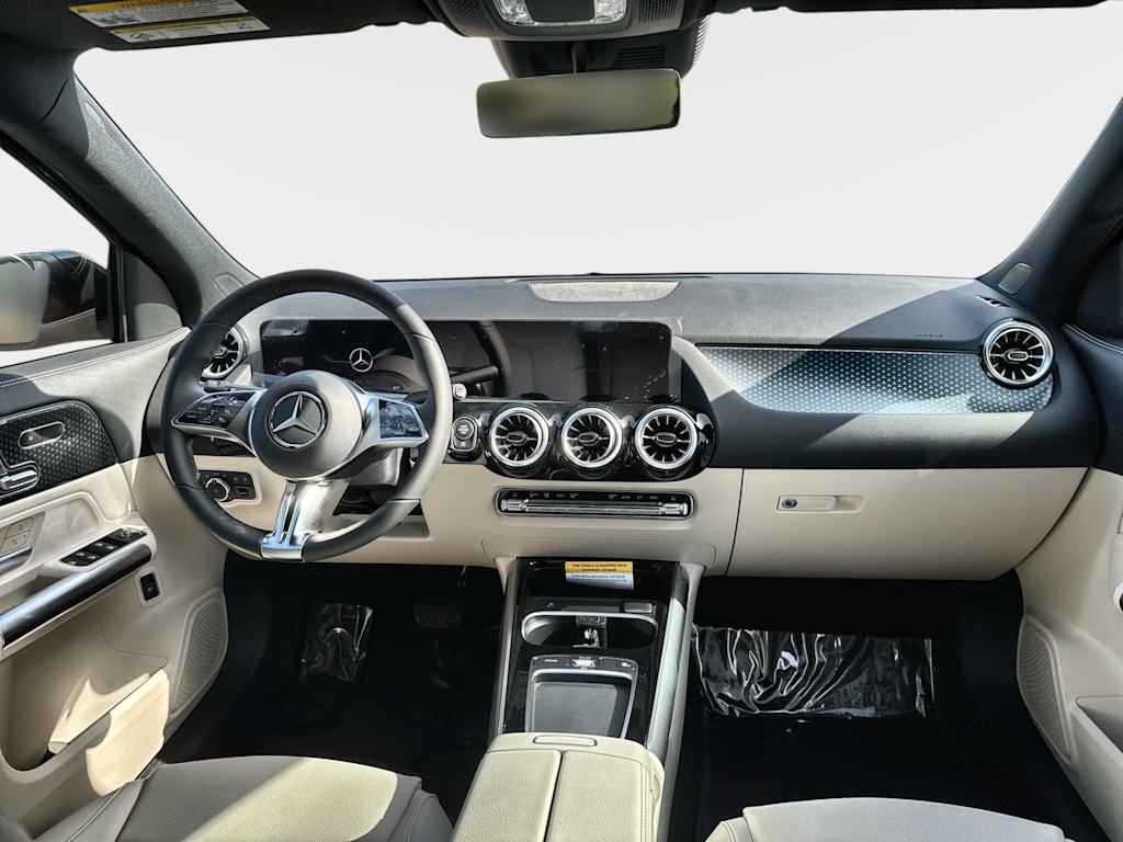 Thumbnail: 2026 Mercedes-Benz GLA - 2