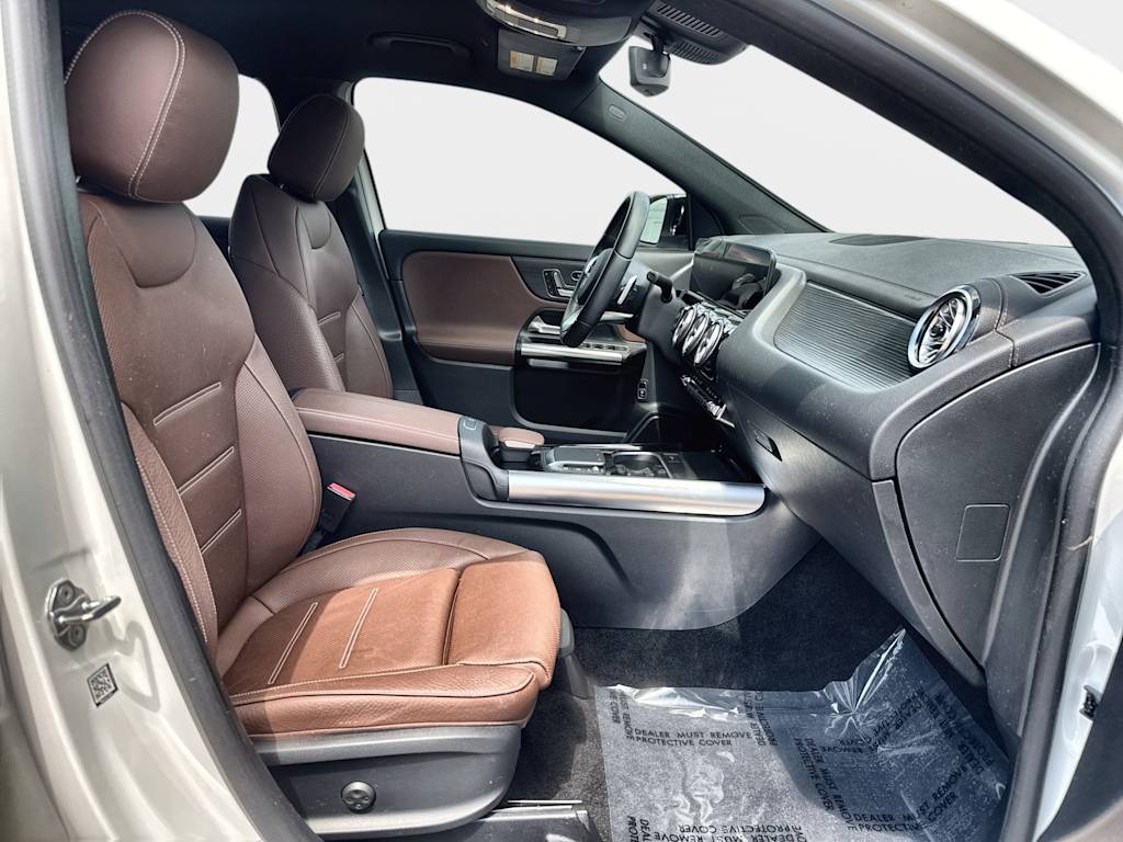 Thumbnail: 2023 Mercedes-Benz GLA - 23