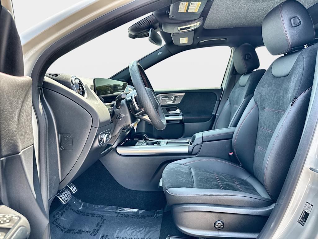 Thumbnail: 2026 Mercedes-Benz GLA - 11